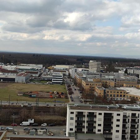 Skyline-Aussicht Und Fantastische Sonnenuntergaenge Appartement Langen  Buitenkant foto